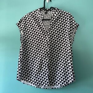 Size XS SHEIN business casual top